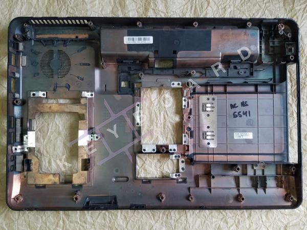 Нижня частина Acer Aspire 5241